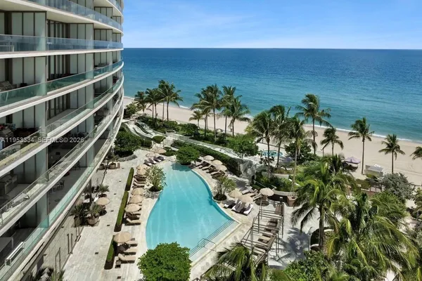 $24,500 | 18975 Collins Avenue, Unit 2101, Sunny Isles Beach, FL 33160