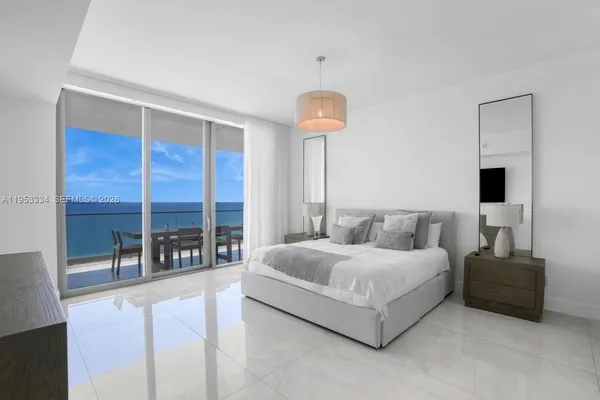 $24,500 | 18975 Collins Avenue, Unit 2101, Sunny Isles Beach, FL 33160