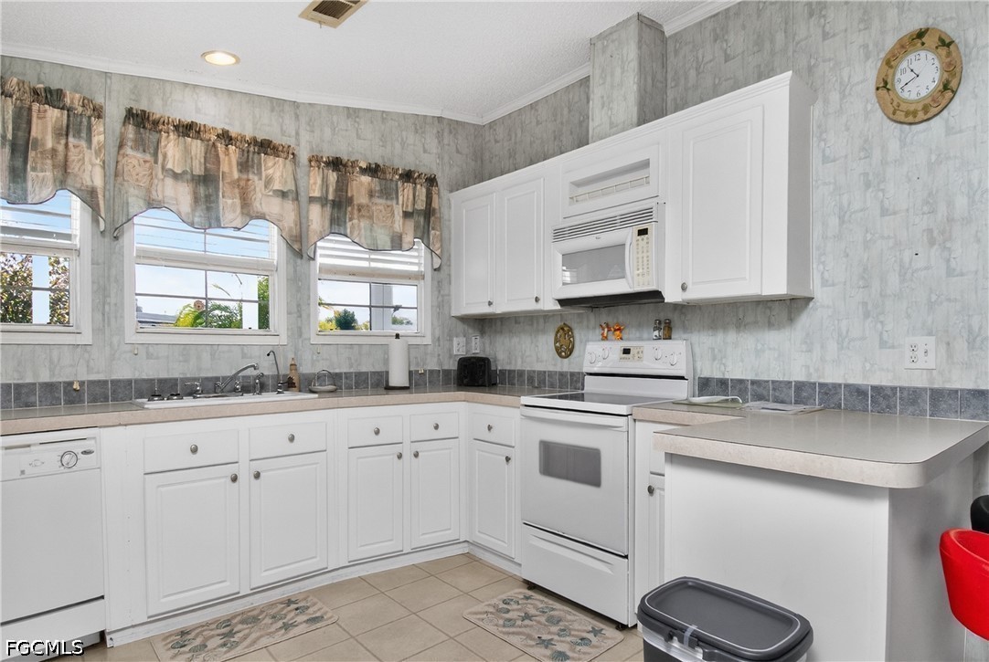 24437 Harbor View Road, Unit 106 Punta Gorda, FL 33980 - Photo 9 of 43 Gallery Image 9