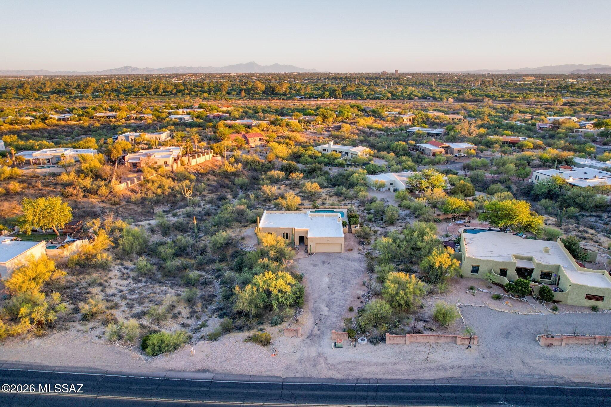 6090 East River Road Tucson, AZ 85750 - Photo 47 of 49