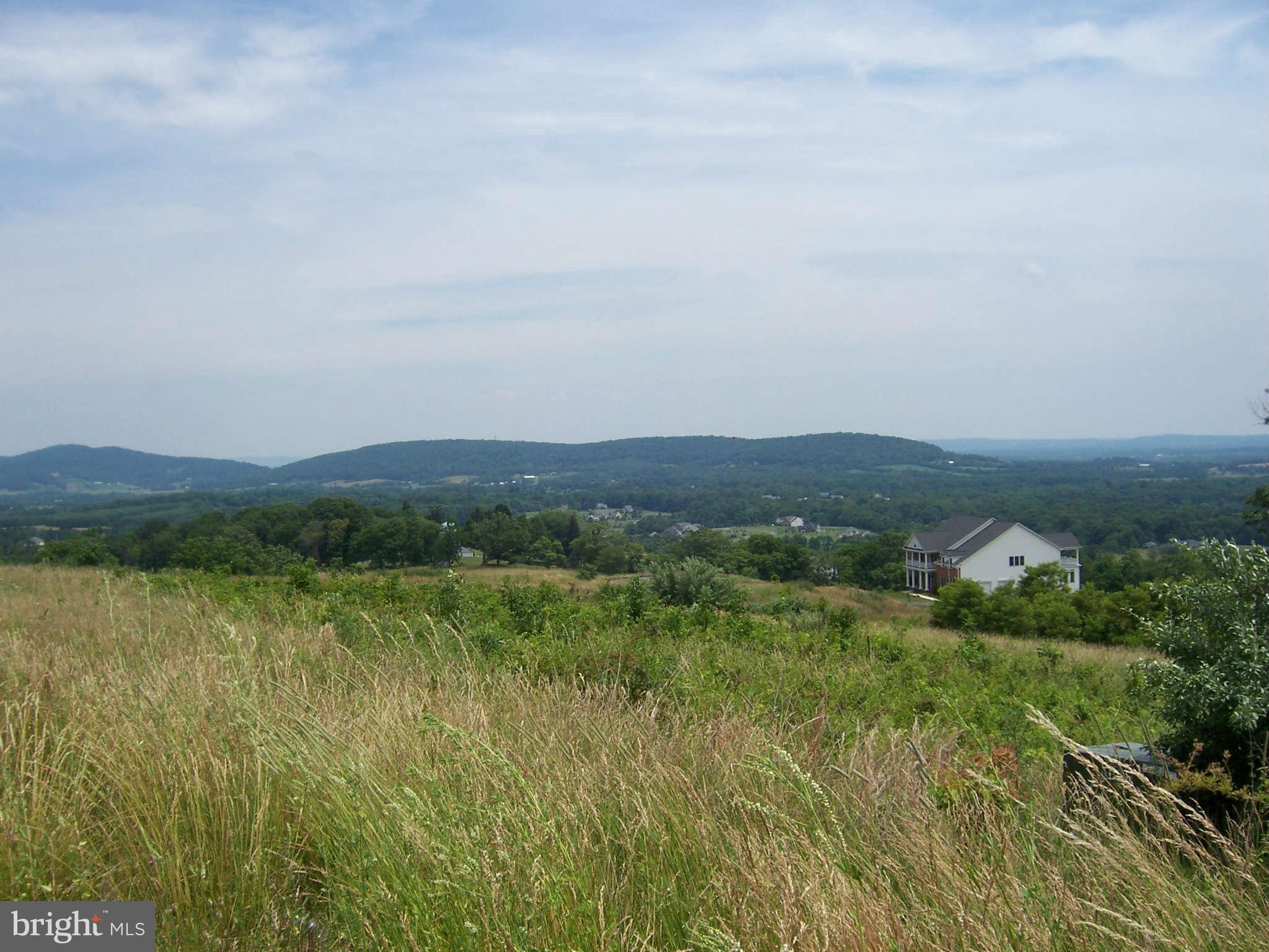 35063 Sunny Ridge Road Round Hill, VA 20141 - Photo 3 of 5 View