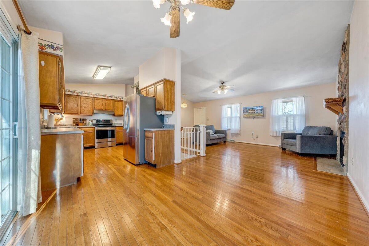274 Ridgeview Road Blue Ridge, VA 24064 - Photo 13 of 42 13-MIB08825
