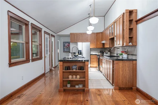 $789,900 | 23517 Orville Road East, Orting, WA 98360