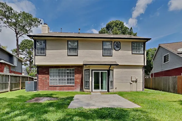 $2,225 | 7918 Hidden Oaks Lane, Houston, TX 77095