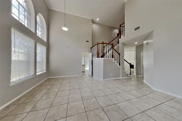 $2,225 | 7918 Hidden Oaks Lane, Houston, TX 77095