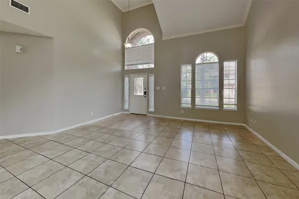 $2,225 | 7918 Hidden Oaks Lane, Houston, TX 77095