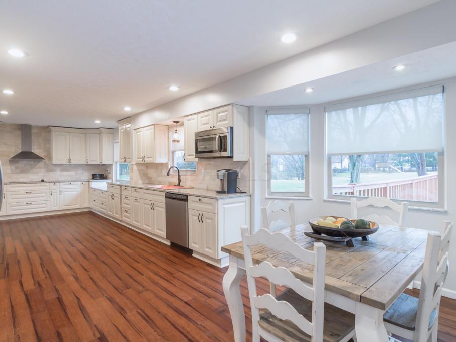 818 Riva Ridge Boulevard Columbus, OH 43230 - Photo 4 of 12
