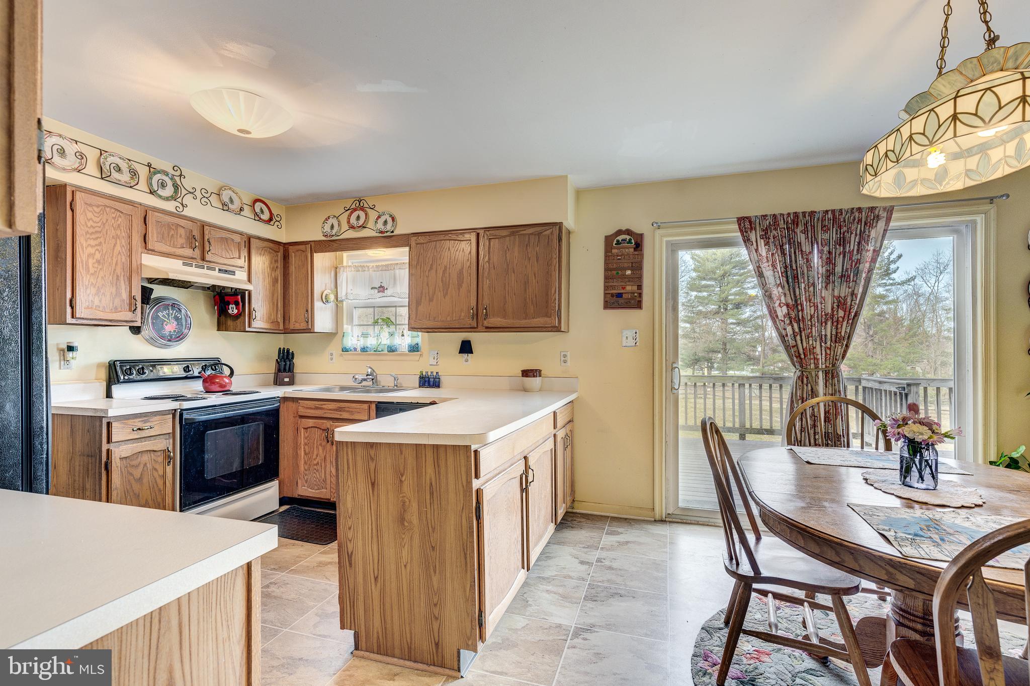 1798 Ridge Road Westminster, MD 21157 - Photo 21 of 65 LEFT SIDE UNIT KITCHEN