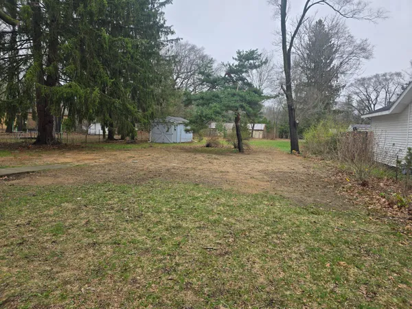 $235,000 | 2158 East Broadway Avenue, Muskegon, MI 49444