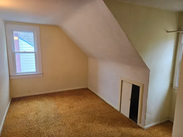$235,000 | 2158 East Broadway Avenue, Muskegon, MI 49444