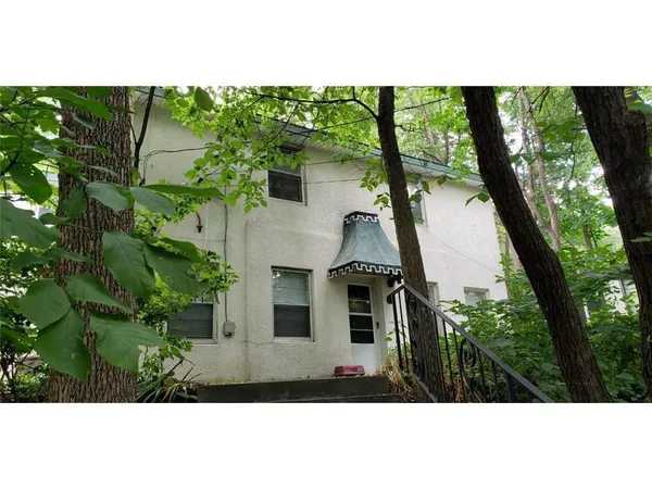 $424,900 | 686 Lexington Parkway South, St. Paul, MN 55116
