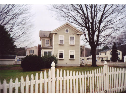 162 Russell Road Westfield, MA 01085 - Photo 2 of 5 Gallery Image 2