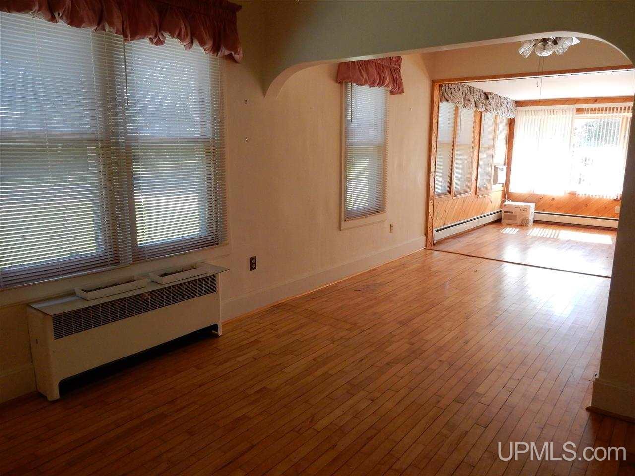 1934 County Rd B Niagara, WI 54151 - Photo 9 of 20 Gallery Image 9