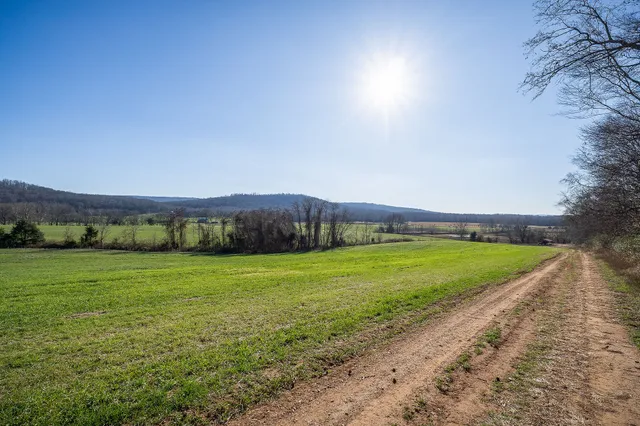 $1,500,000 | 505 Thaxton Road, McMinnville, TN 37110