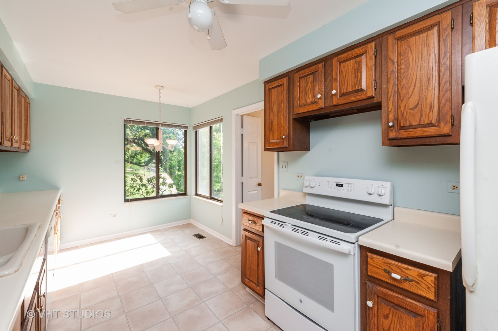 468 North Valley Road, Unit A Barrington, IL 60010 - Photo 6 of 20