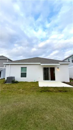 $2,100 | 5822 Le Marin Way, Kissimmee, FL 34758