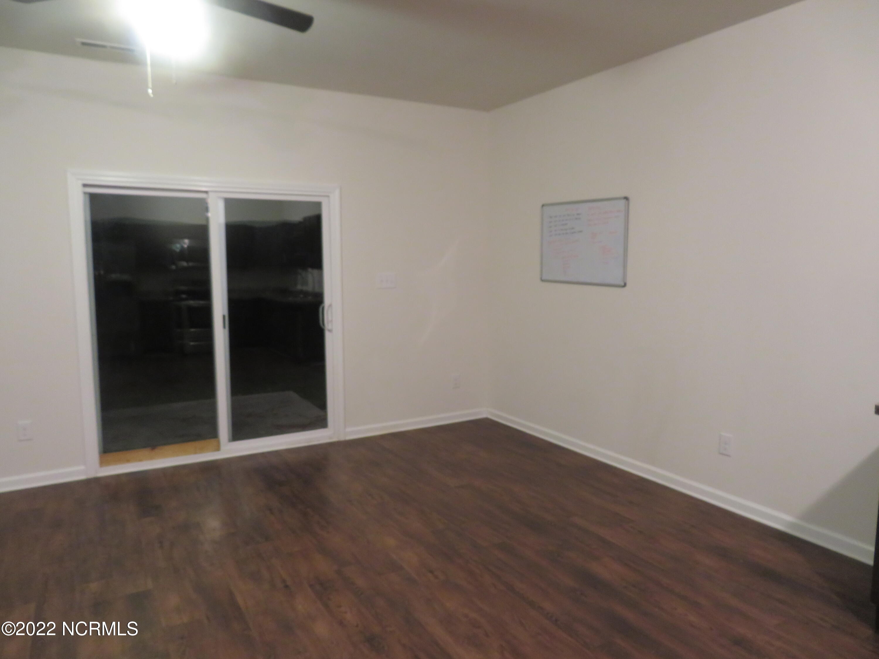 402 Kenan Loop Jacksonville, NC 28546 - Photo 4 of 20 IMG_1816