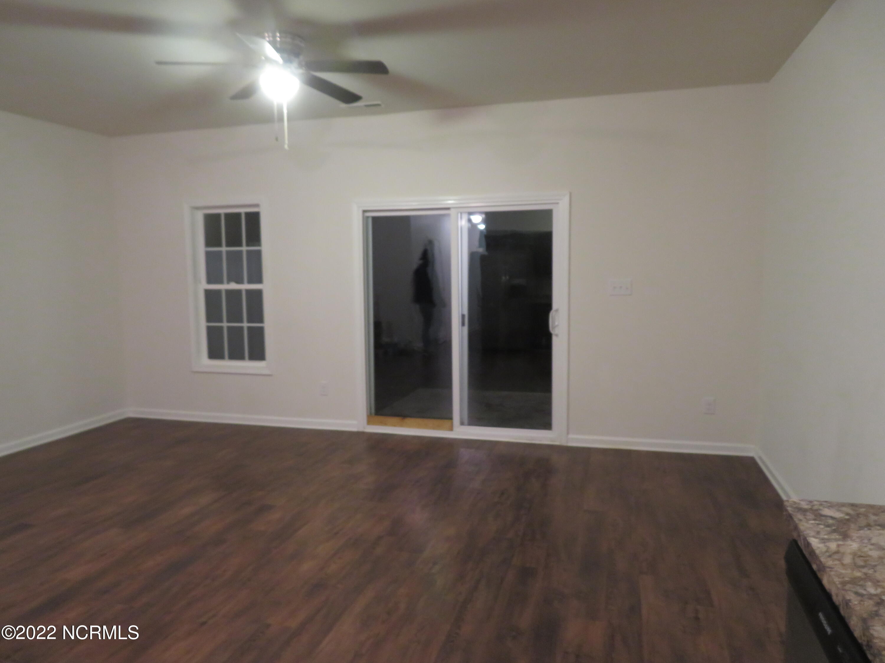 402 Kenan Loop Jacksonville, NC 28546 - Photo 6 of 20 IMG_1819