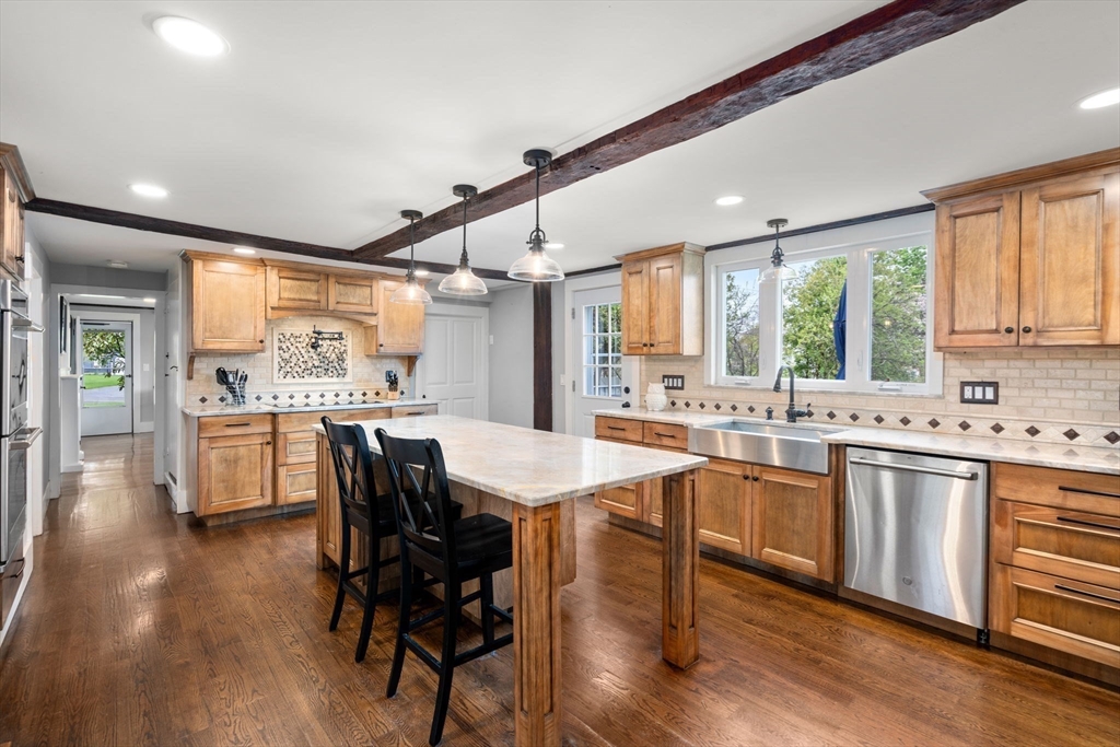 197 Stow Road Marlborough, MA 01752 - Photo 8 of 35 Gallery Image 8