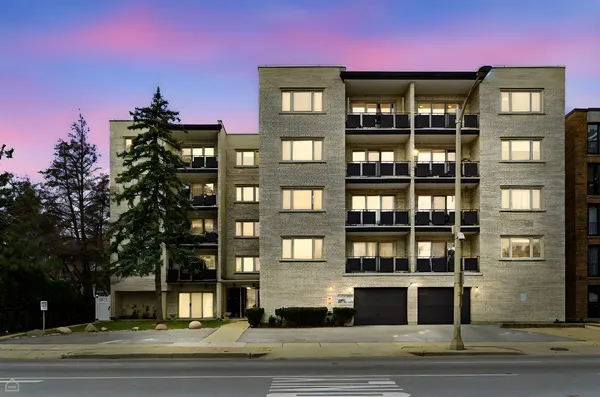 $475,000 | 1010 North Harlem Avenue, Unit 504, River Forest, IL 60305