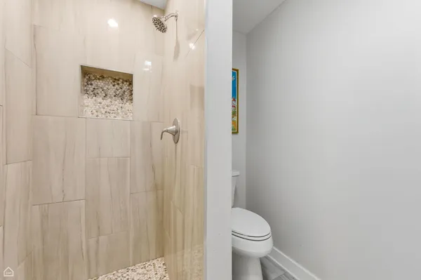 $475,000 | 1010 North Harlem Avenue, Unit 504, River Forest, IL 60305