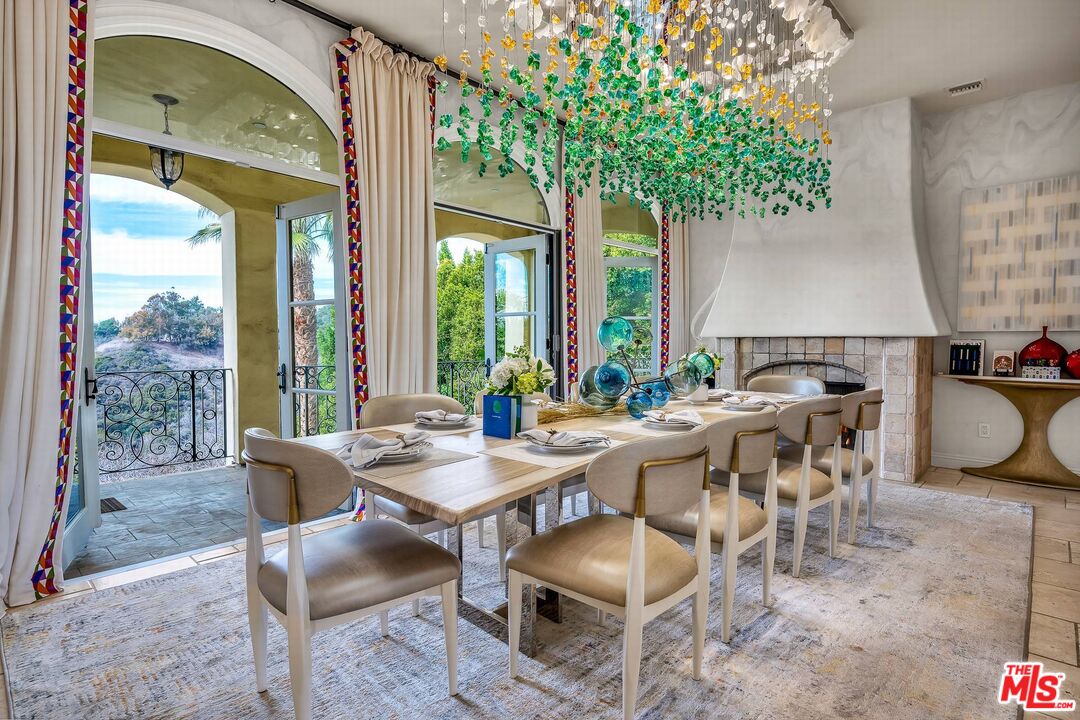 3110 Benedict Canyon Drive Beverly Hills, CA 90210 - Photo 17 of 70