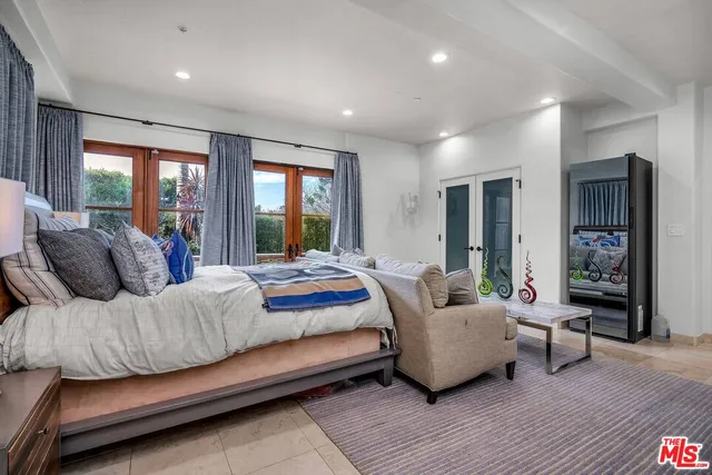 $23,500 | 3110 Benedict Canyon Drive, Beverly Hills, CA 90210