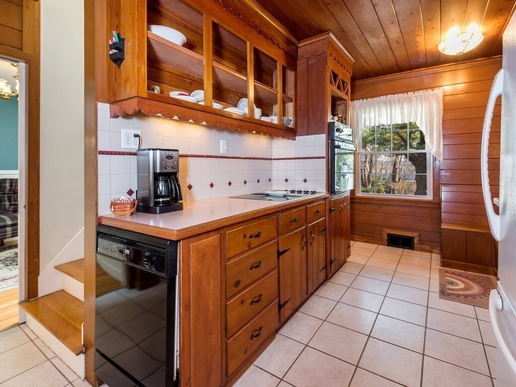 85 Prudential Road Worcester, MA 01606 - Photo 11 of 41 Gallery Image 11