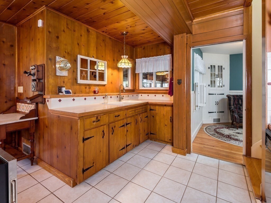 85 Prudential Road Worcester, MA 01606 - Photo 13 of 41 Gallery Image 13