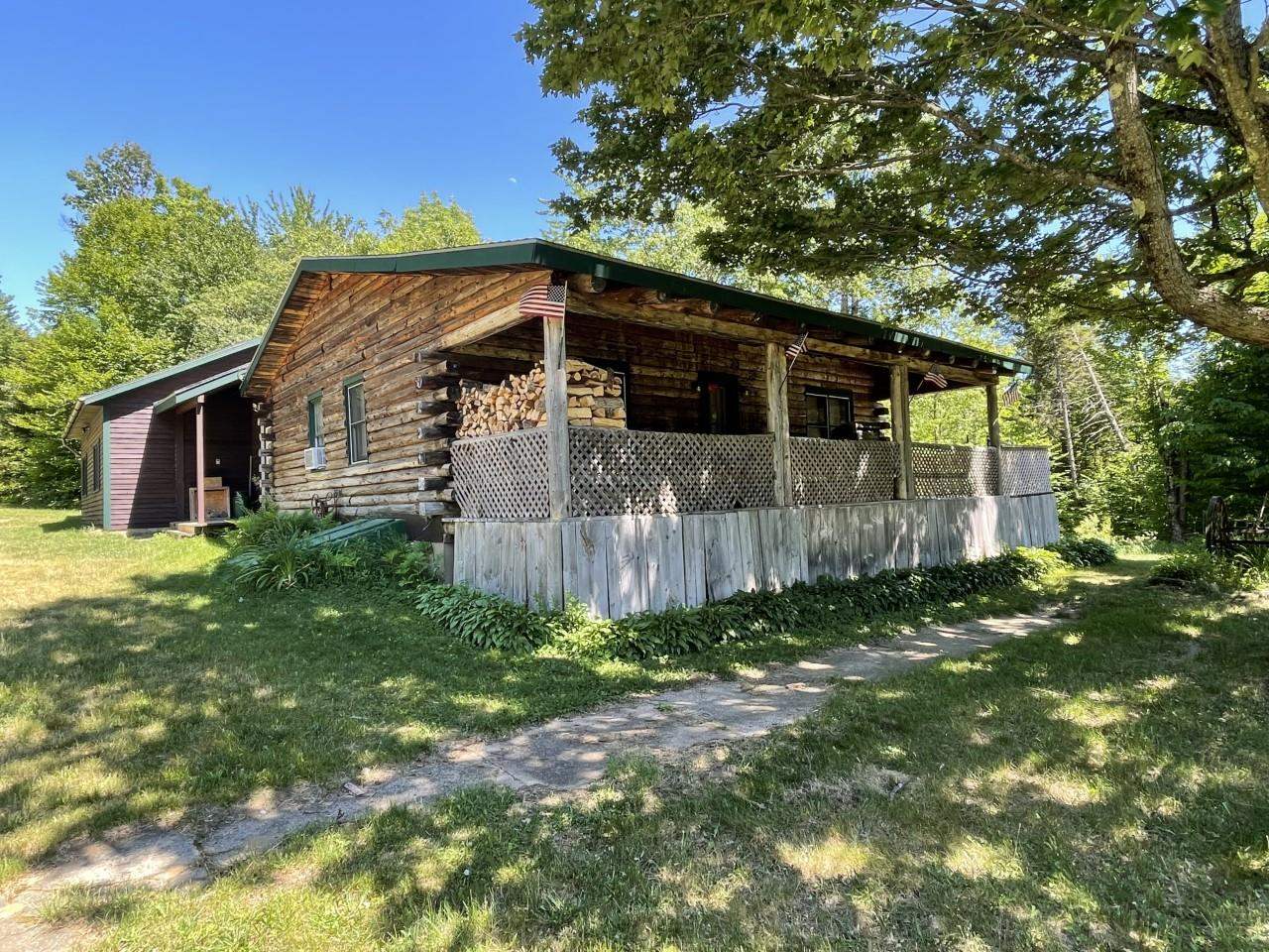 902 Amidon Road Montgomery, VT 05471 - Photo 2 of 24