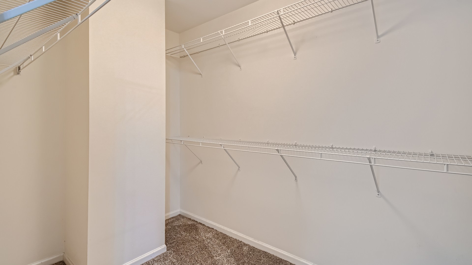 813 Linden Circle Hoffman Estates, IL 60169 - Photo 17 of 28