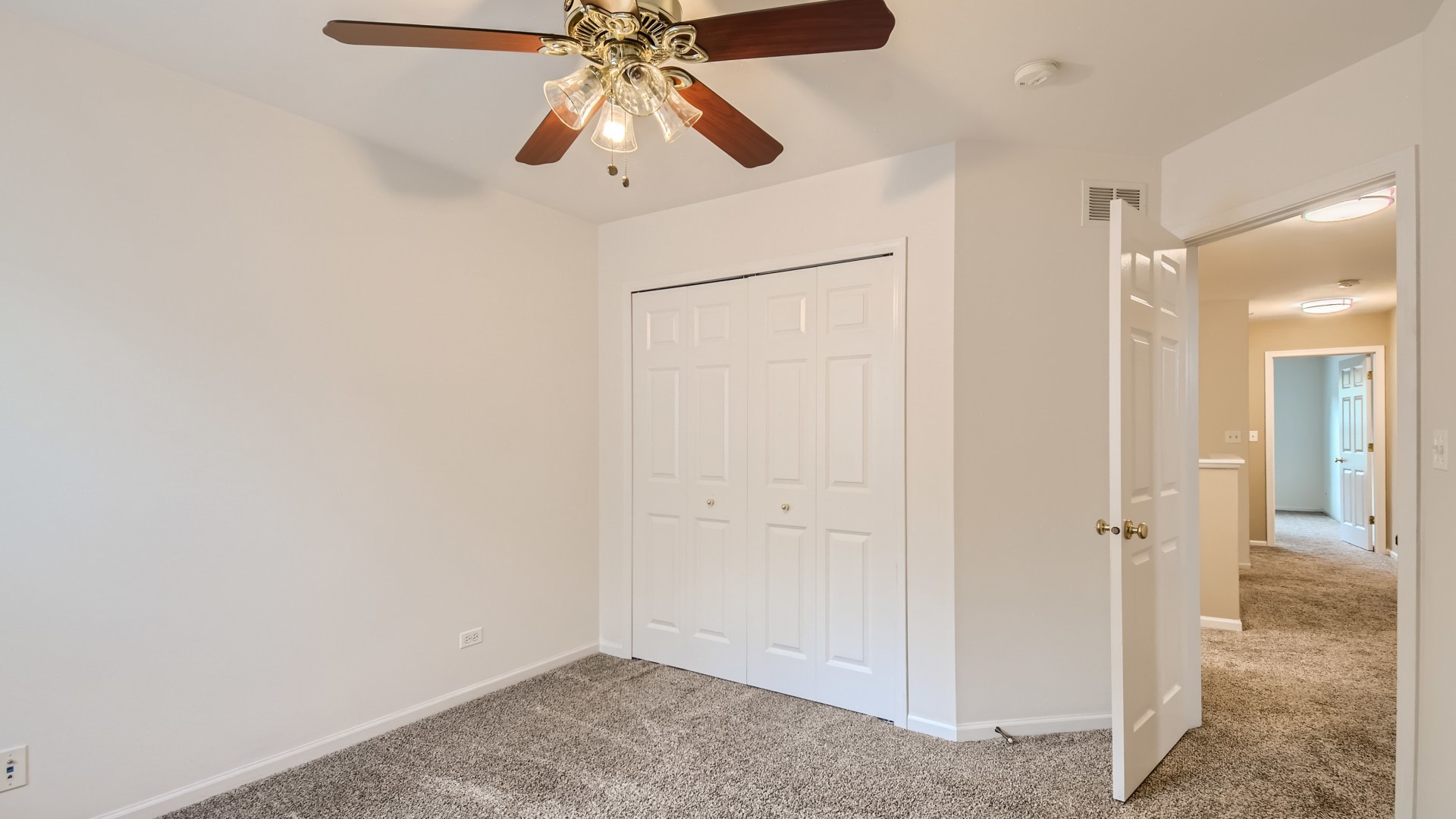 813 Linden Circle Hoffman Estates, IL 60169 - Photo 19 of 28