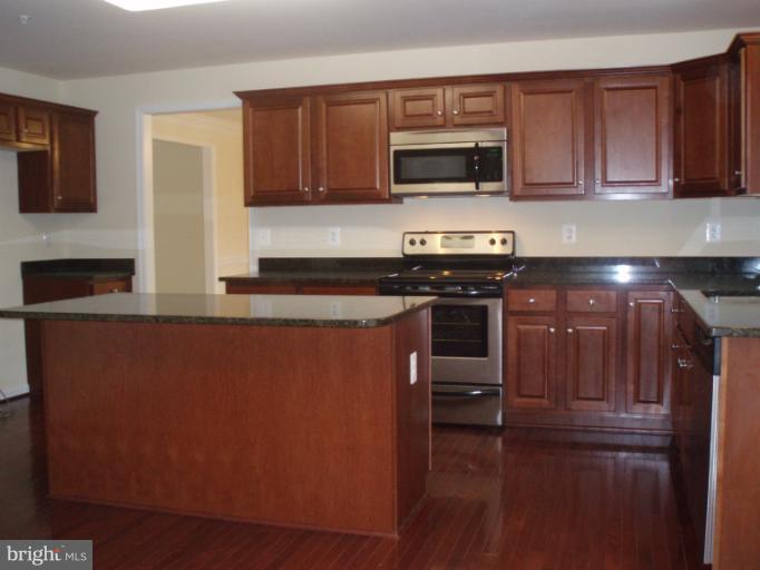 347 Saddle Road New Market, MD 21774 - Photo 13 of 30 Kitchen