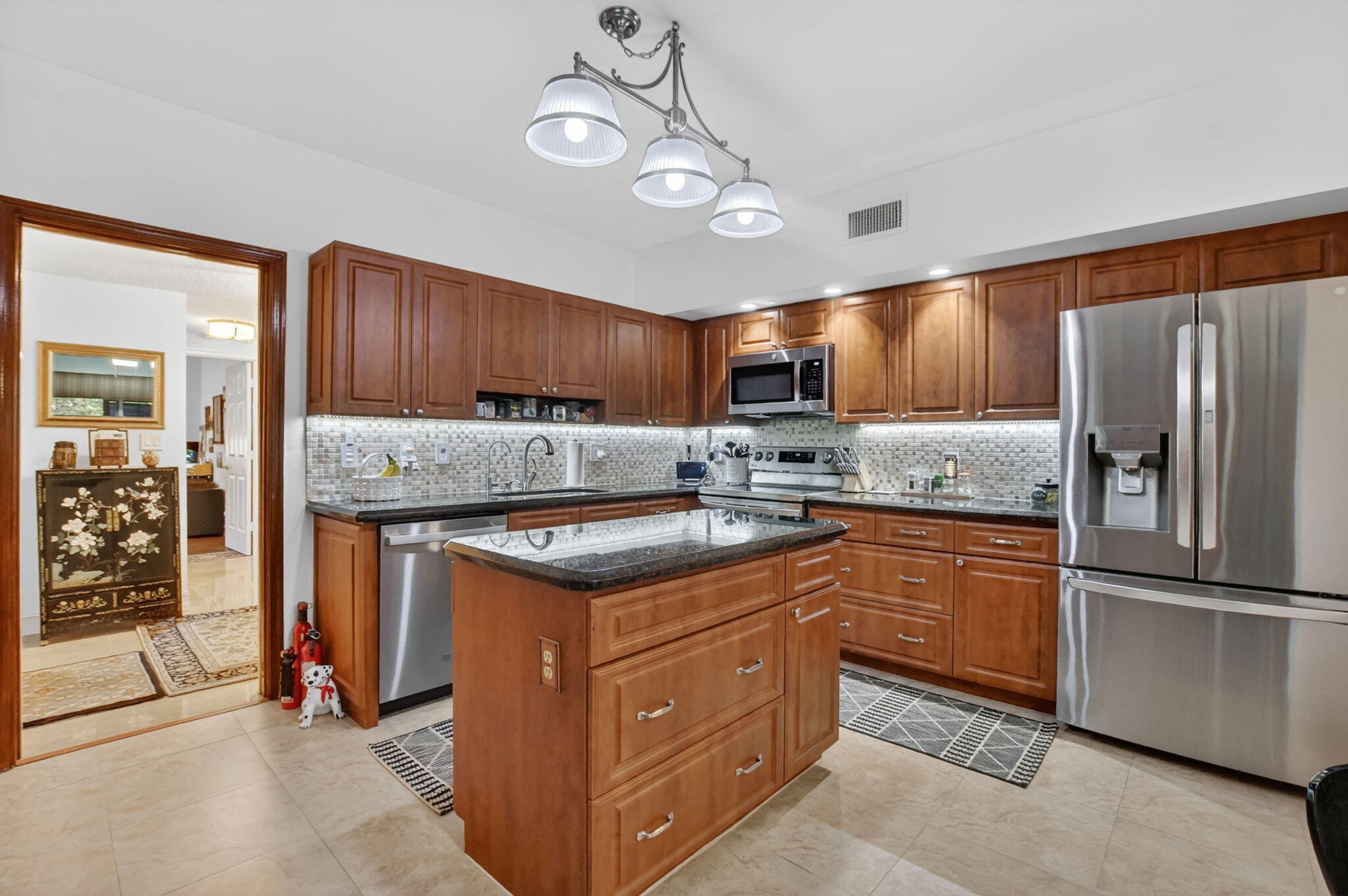 7590 Elm Ridge Drive Boca Raton, FL 33433 - Photo 12 of 46 Kitchen