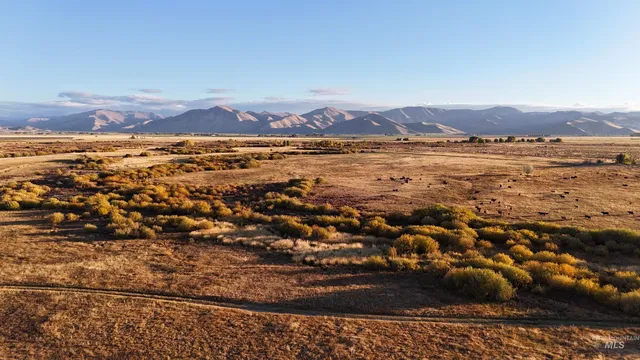 $1,500,000 | 20 Bellevue Id 83313, Bellevue, ID 83313