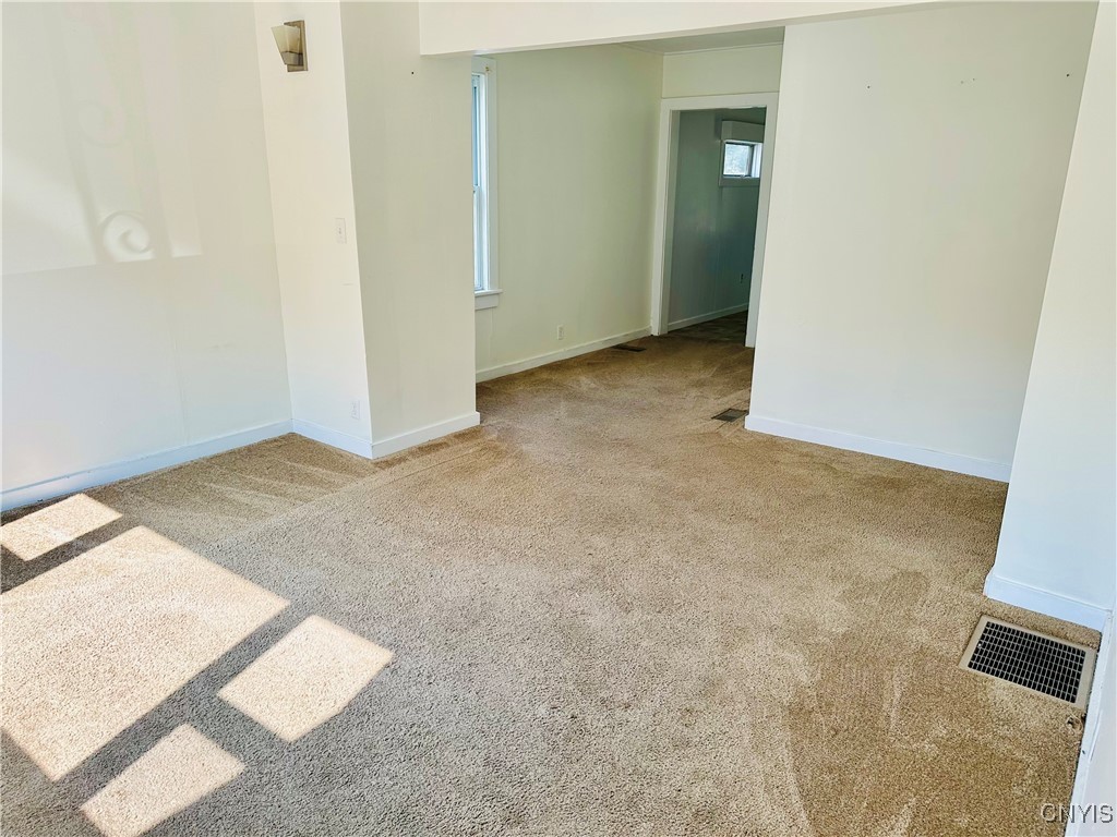 209 East Bridge Street Oswego, NY 13126 - Photo 11 of 28