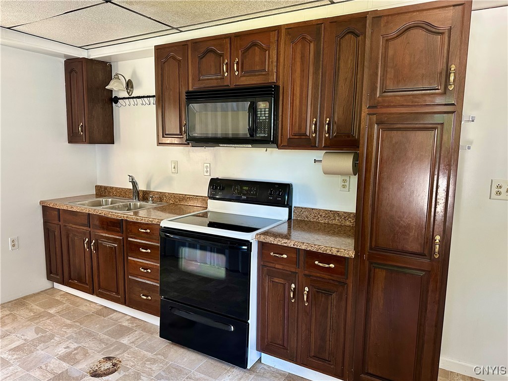 209 East Bridge Street Oswego, NY 13126 - Photo 6 of 28