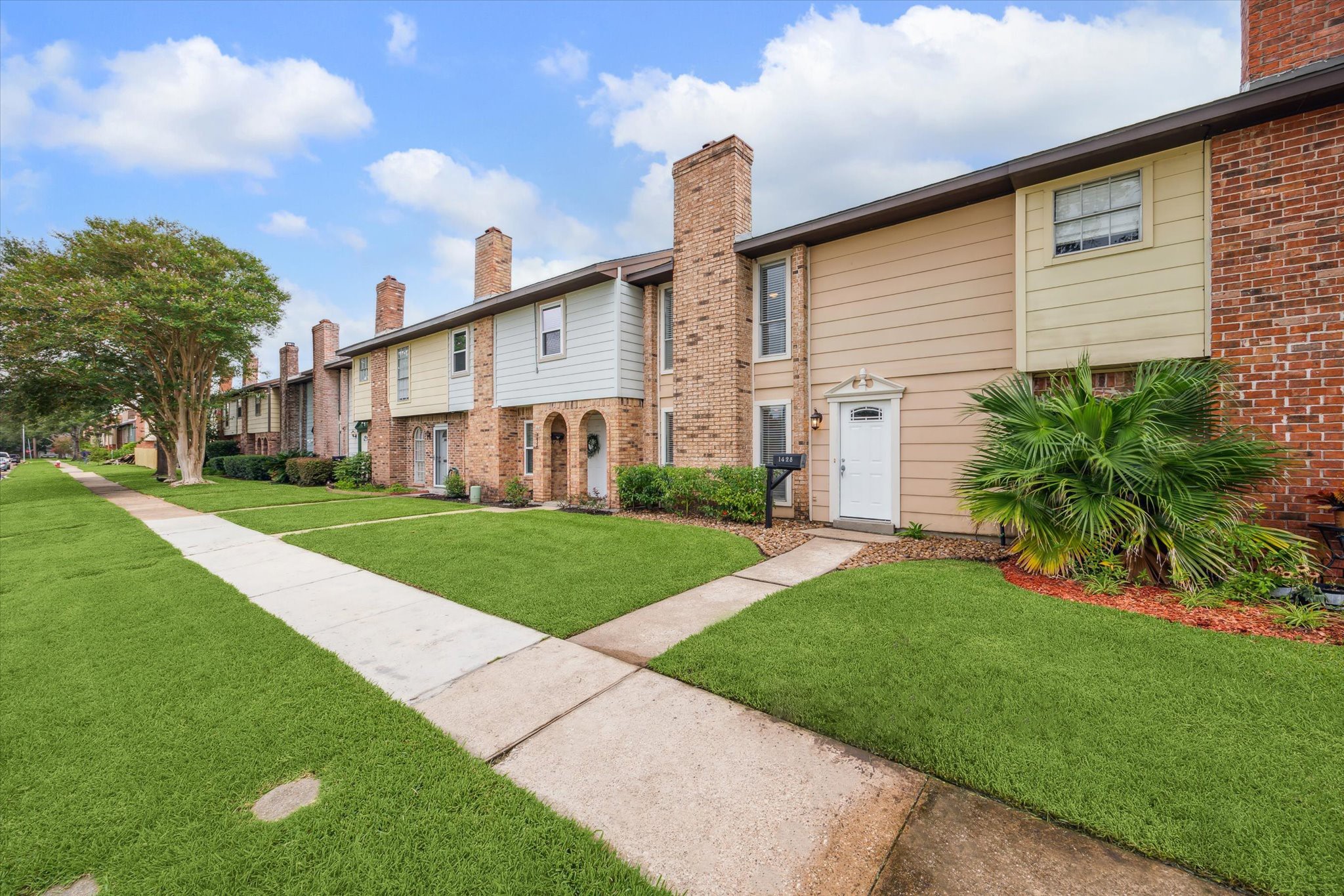 1428 Silverpines Road, Unit 428 Houston, TX 77062 - Photo 2 of 19 Two blocks from Exploration Green, the perfect place to go for a walk or bike ride.