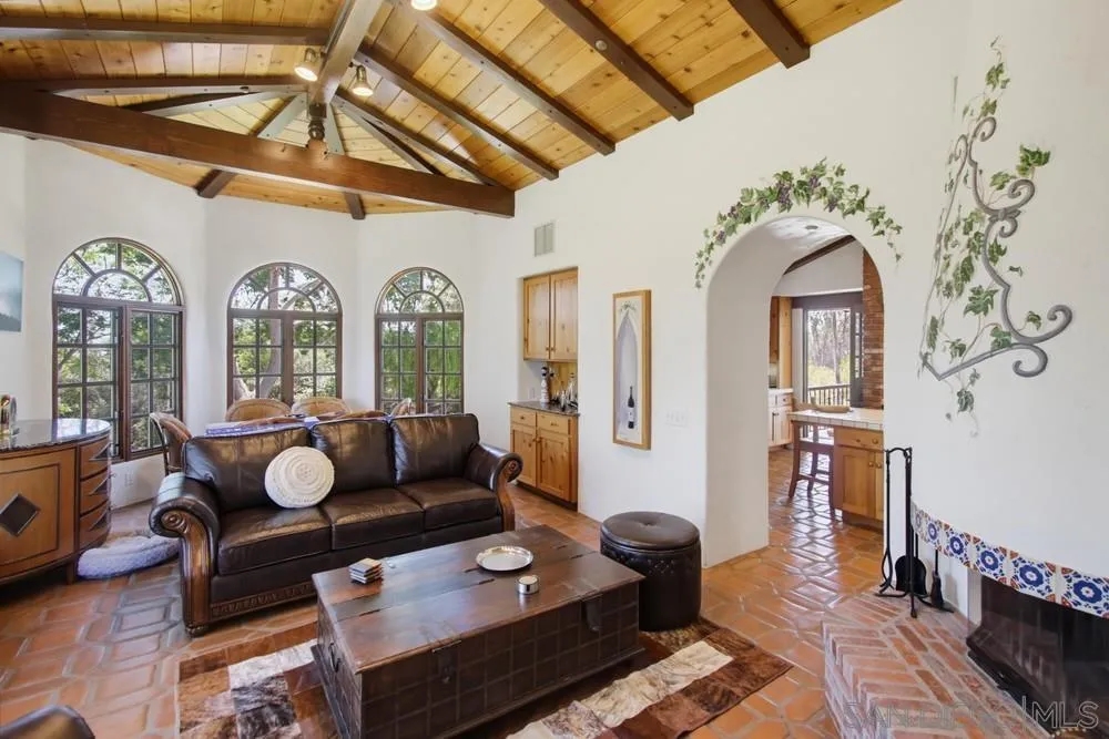 5443 Calzada Del Bosque Rancho Santa Fe, CA 92067 - Photo 37 of 70