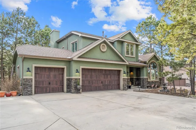 $825,000 | 2 South Sherwood Glen, Monument, CO 80132