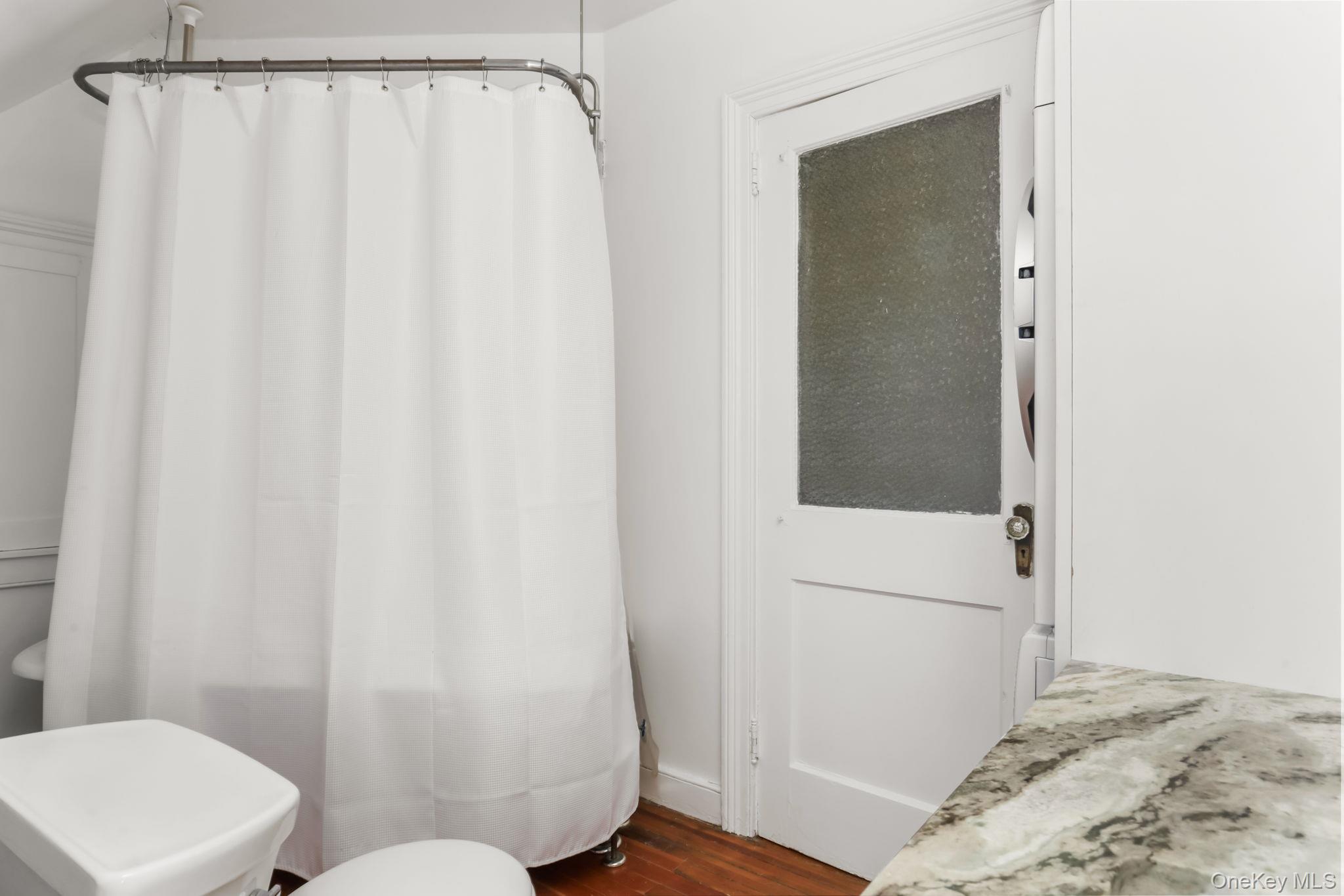 16 Bedford Road Katonah, NY 10536 - Photo 14 of 18 free standing bathtup