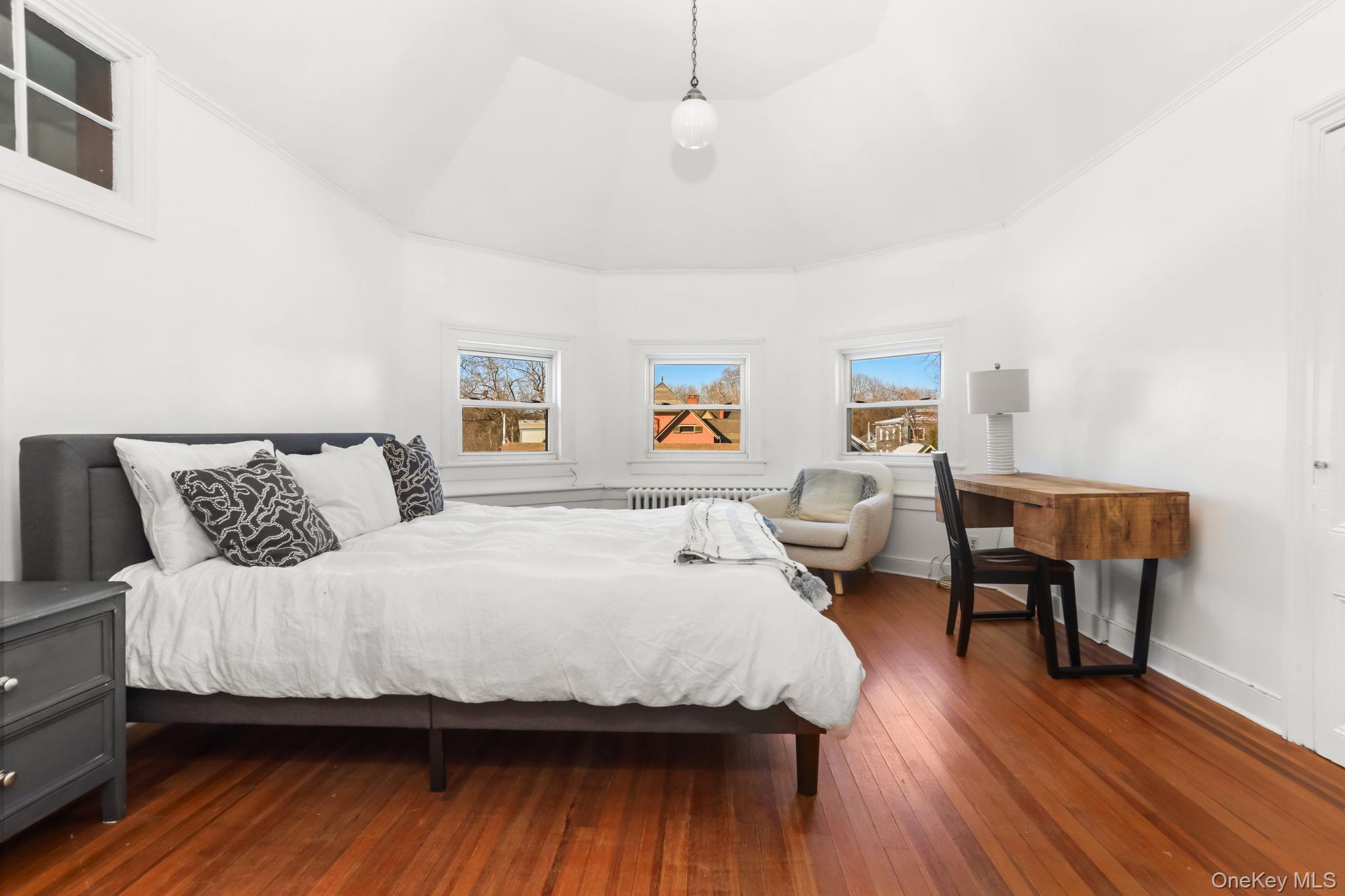 16 Bedford Road Katonah, NY 10536 - Photo 5 of 18 large bedroom or perfect for office