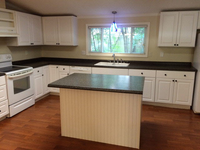 9370 Brighton Avenue Elberta, AL 36530 - Photo 2 of 14 Kitchen
