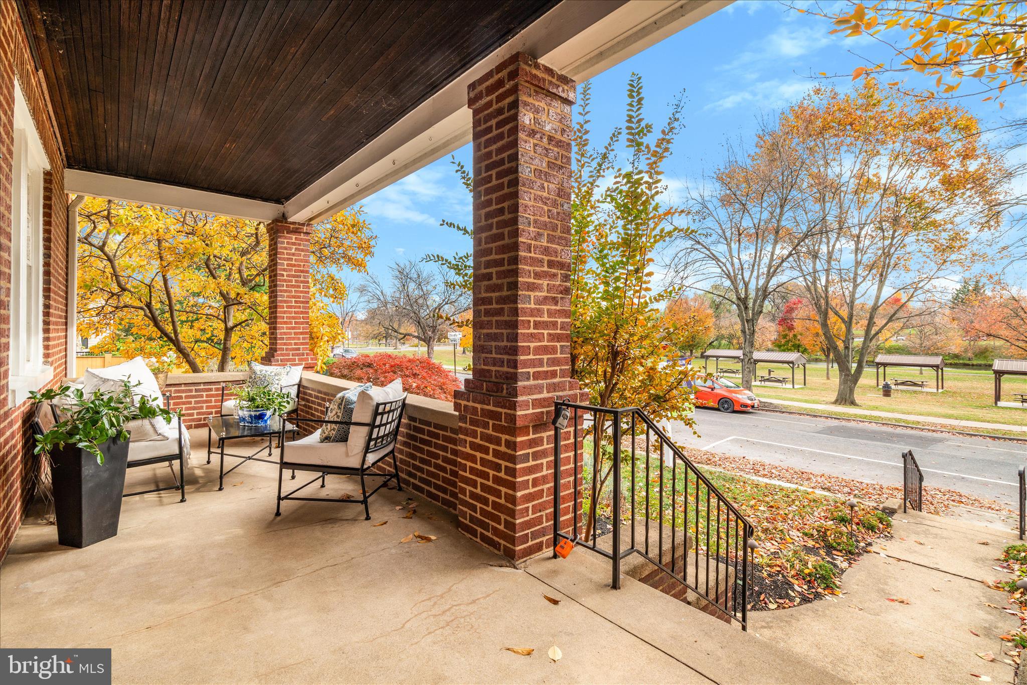 301 Fleming Avenue Frederick, MD 21701 - Photo 3 of 60