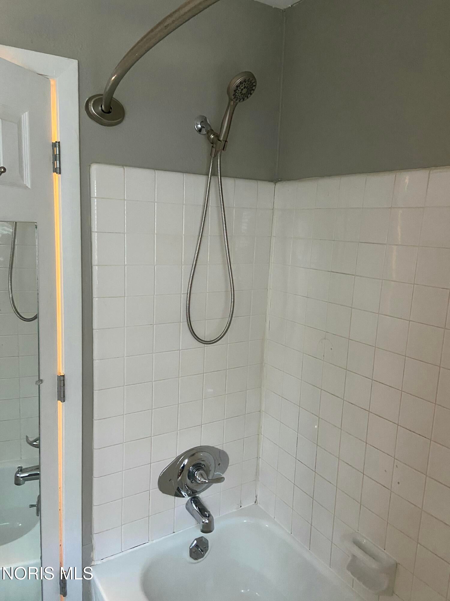 3217 Glanzman Road, Unit 16 Toledo, OH 43614 - Photo 9 of 10 Gallery Image 9