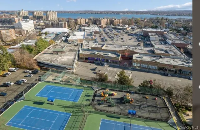 $580,000 | 2 Bay Club Drive, Unit 17Z2 | Bay Terrace