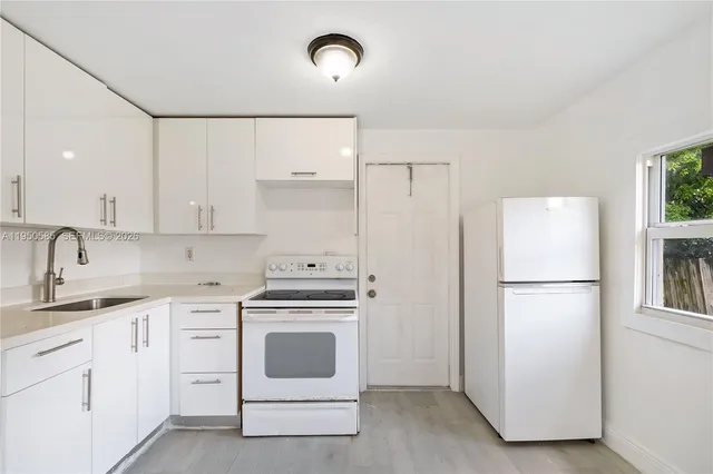 $1,600 | 5714 Northwest 21st Avenue, Miami, FL 33142