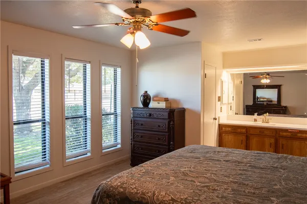 $2,100 | 4508 Littleton Court, Bryan, TX 77802