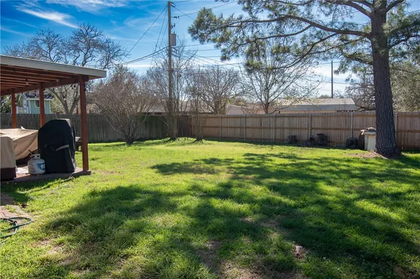 $2,100 | 4508 Littleton Court, Bryan, TX 77802