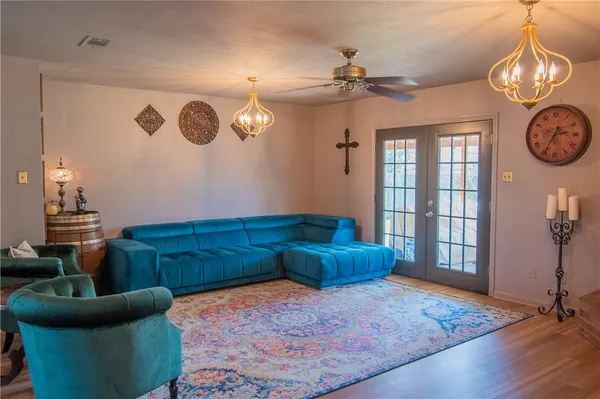 $2,100 | 4508 Littleton Court, Bryan, TX 77802